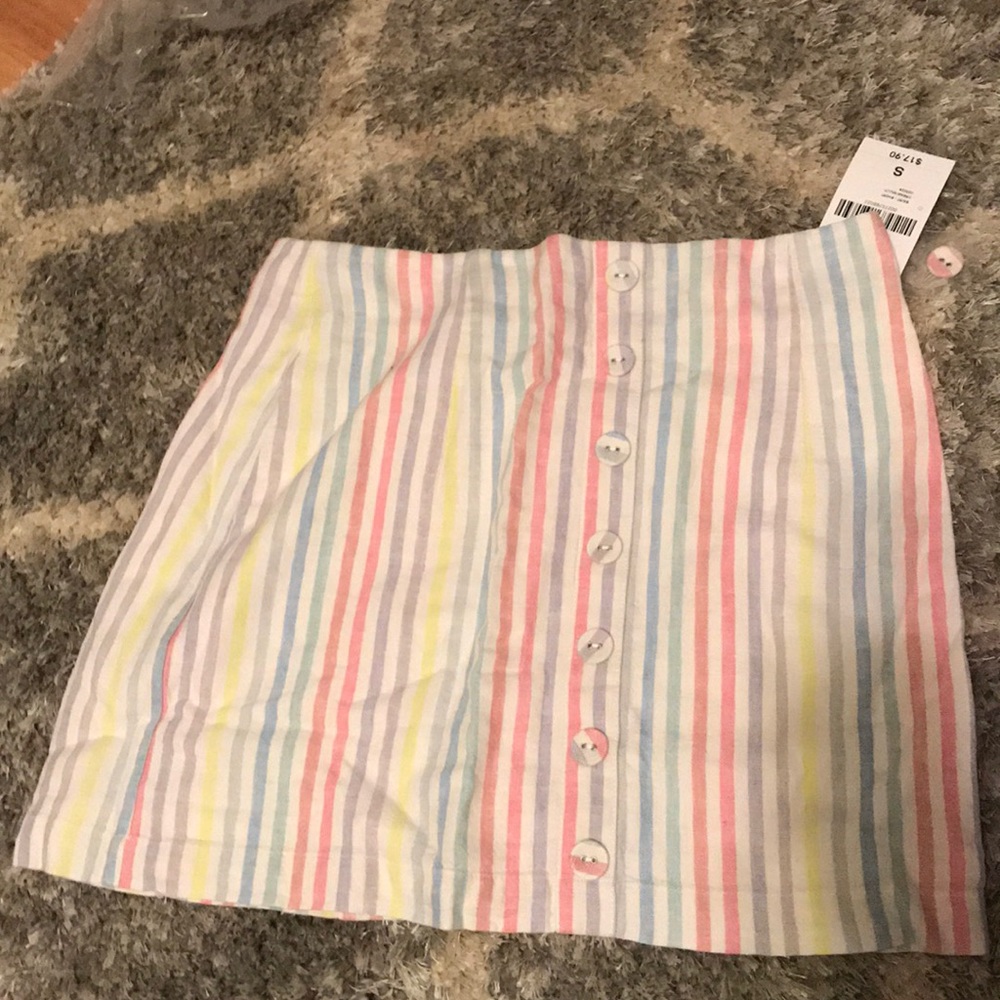 Forever 21 skirt never worn! Tags still on